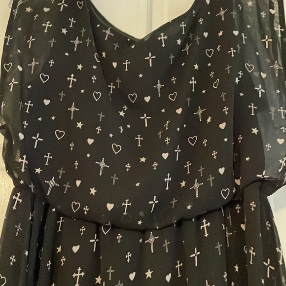 LBD - Picture 2 of 3